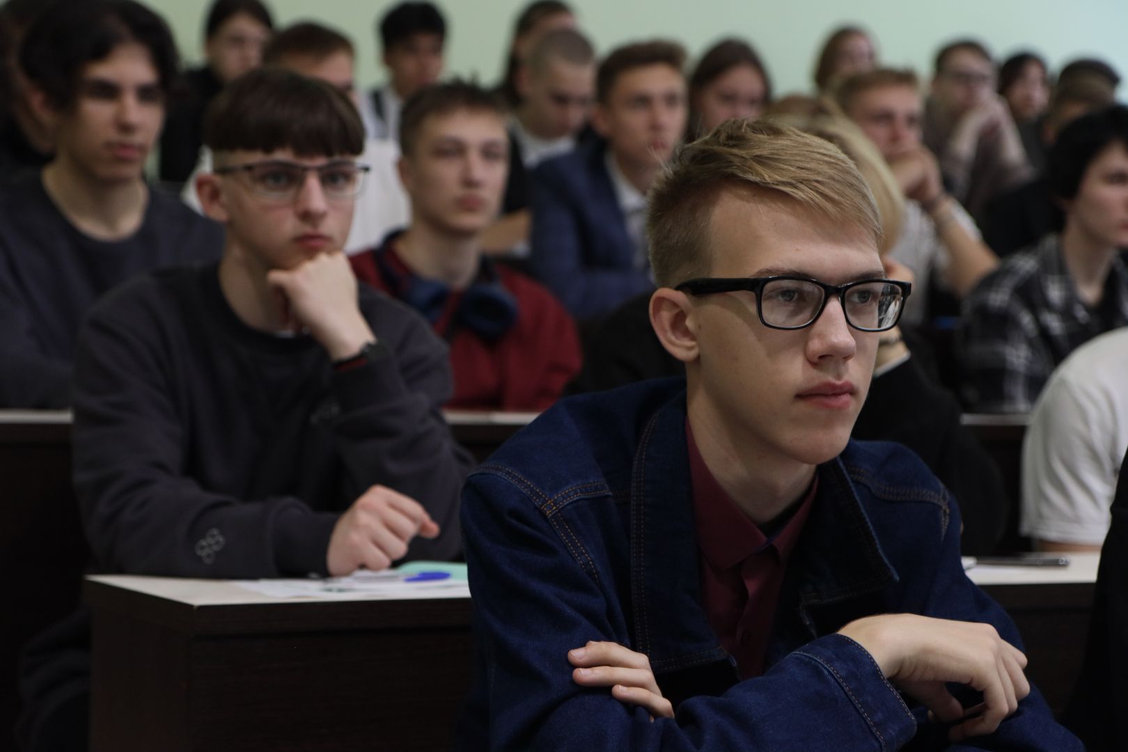 Как проходит 1 сентября в вузах. Университет. более 85 тыс. студентов обучаются в вузах и колледжах подмосковья. маи форма студентов. студентка медицинского университета 19 лет.